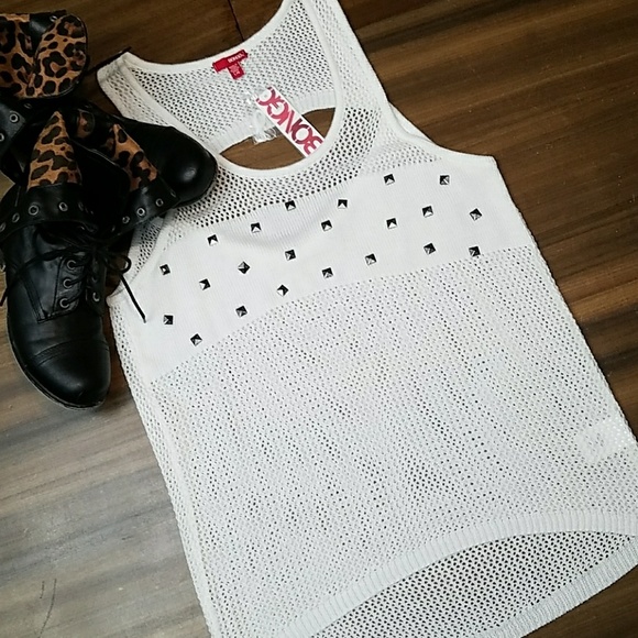 BONGO Tops - Edgy & stylish white Hi-Lo mesh knit tank sweater
